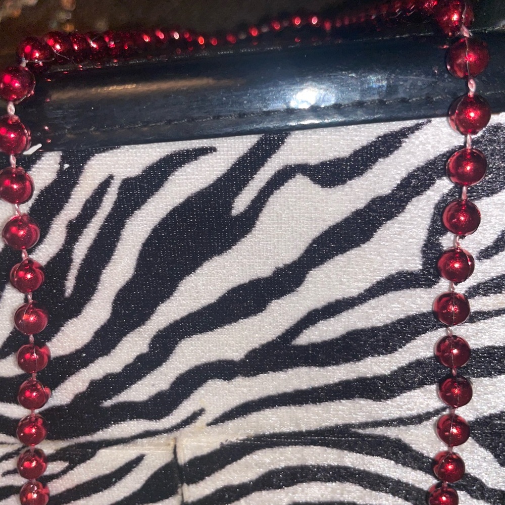 Retro bead necklace